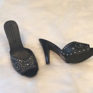 Chinese laundry heel sandal